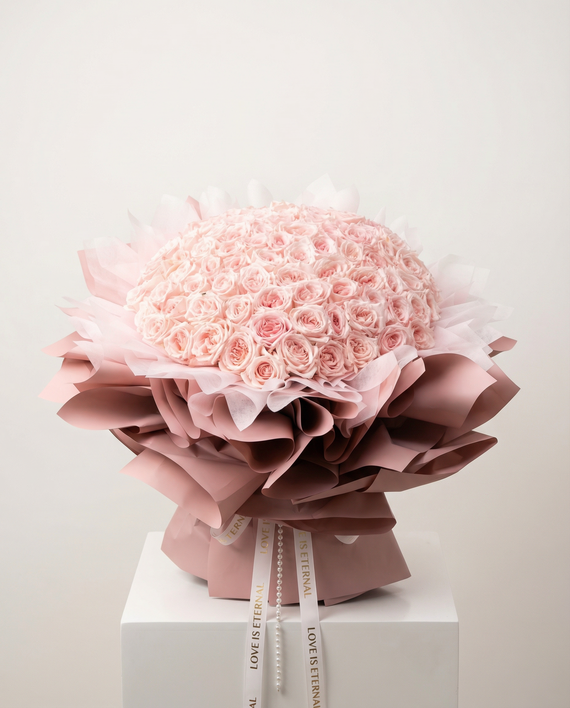 傾城之戀 - 99枝粉紅玫瑰巨型花束